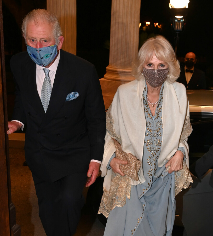 Detta var deras andra utlandsresa under pandemin – i november var de på uppdrag i Tyskland i två dagar. Prins Charles Hertiginnan Camilla Parker Bowles Aten Grekland Middag