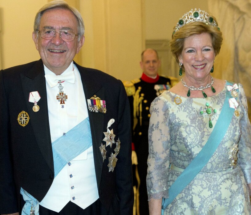 Kung Konstantin och drottning Anne-Marie gifter bort yngste sonen. Kung Konstantin Drottning Anne-Marie