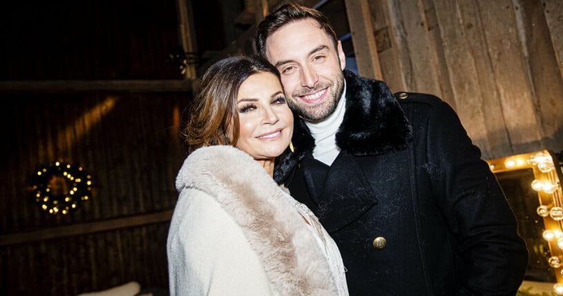 Carola och Måns är goda vänner. Carola Häggkvist Måns Zelmerlöw julshow