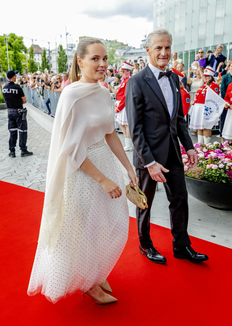 Kvällens huvudperson: Prinsessan Ingrid Alexandra med Norges statsminister. Prinsessan Ingrid Alexandra med Norges statsminister Jonas Gahr Støre