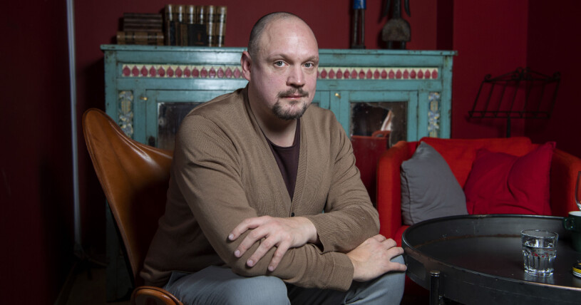 Komikern Jonatan Unge ifrågasätter monarkin i en ny kolumn. Jonatan Unge