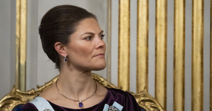 Kronprinsessan Victoria har ett intensivt år framför sig, både jobbmässigt och privat. Kronprinsessan Victoria på ett av årets sista uppdrag, Svenska Akademiens högtidssammankomst i Börshuset i Gamla stan i Stockholm