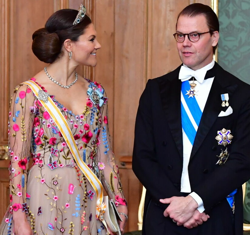 Kronprinsessan Victoria och prins Daniel på galamiddag