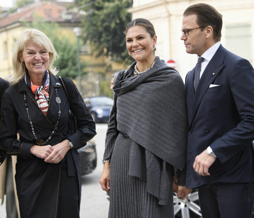 Kronprinsessparet med utrikeshandelsminister Anna Hallberg. Kronprinsessan Victoria och prins Daniel med utrikeshandelsminister Anna Hallberg i Turin.