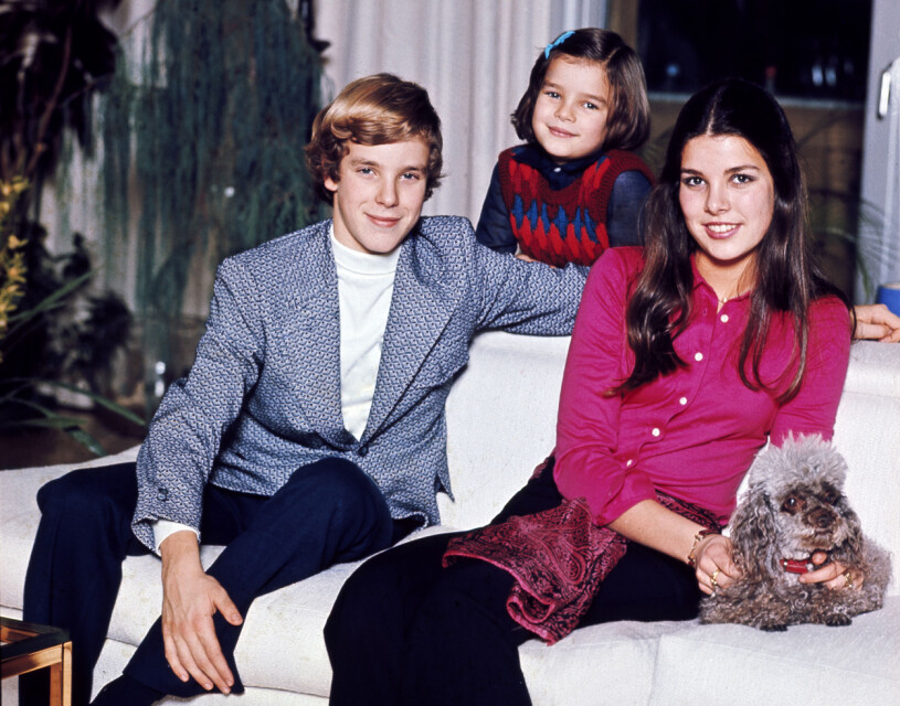 Monaco-syskonen på 1970-talet: Albert, Stephanie och Caroline. Furst Albert Prinsessan Caroline Prinsessan Stephanie som unga