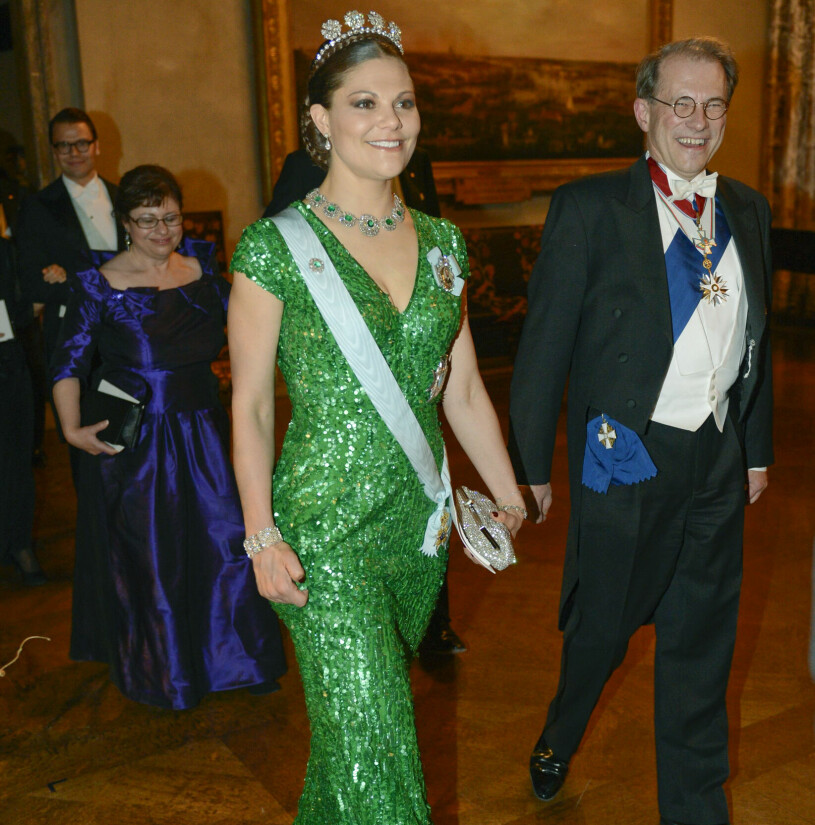 Så här såg det ut när kronprinsessan Victoria bar den gröna paljettklänningen på Nobel 2012. Kronprinsessan Victoria Nobel 2012