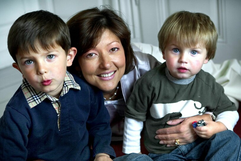 Prins Felix och prins Nikolai med mamma Alexandra, samma år som skilsmässan blev känd. Prins Felix prins Nikolai och prinsessan Alexandra numera grevinnan Alexandra