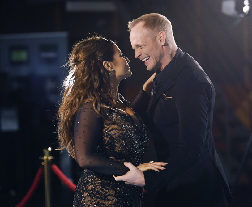 Carola Häggkvist och Tobias Karlsson i Let's dance.