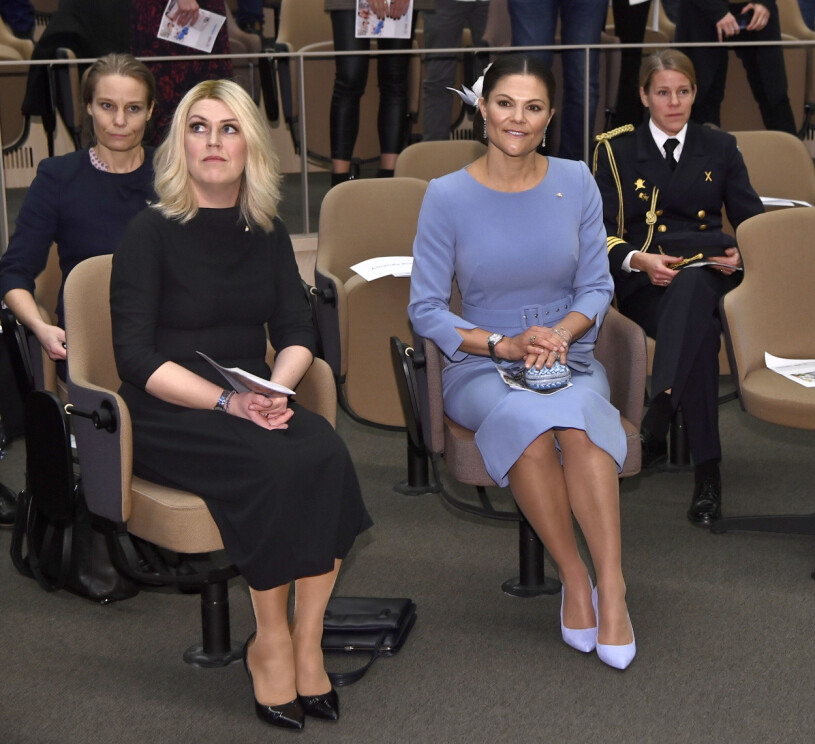 Kronprinsessan Victoria och socialminister Lena Hallengren på Karolinska i dag på eftermiddagen. Kronprinsessan Victoria Socialminister Lena Hallengren Regerinskris Statsbesök