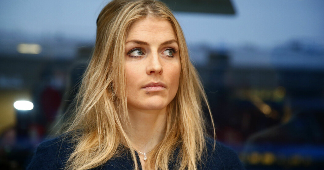 Therese Johaug är inte nöjd med Frida Karlssons beteende. Therese Johaug är inte nöjd med Frida Karlssons beteende