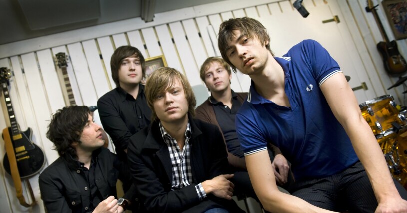 Det här var Mando Diao 2009. Från vänster: Mats Björke, Carl-Johan Fogelklou, Björn Dixgård, Samuel Giers och Gustaf Norén. Det här var Mando Diao 2009. Från vänster: Mats Björke, Carl-Johan Fogelklou, Björn Dixgård, Samuel Giers och Gustaf Norén.