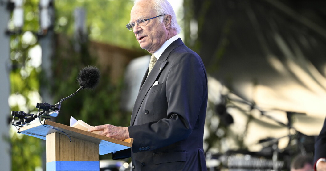 Kungens miss under nationaldagsfirandet på Skansen: "Glad midsommar"