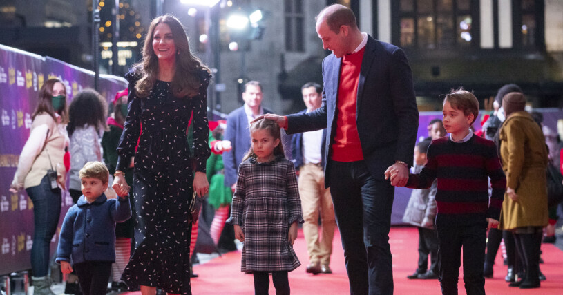 Hela familjen var på teater i helgen! prins william prins louis prinsessan charlotte prins george hertiginnan kate