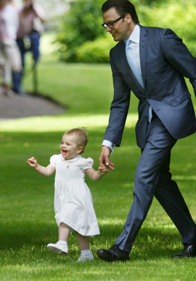 Följ med, pappa! Victoriadagen 2013. Kronprinsessan Victorias födelsedag. Kronprinsessan fyllde 36 år. Prins Daniel, prinsessan Estelle