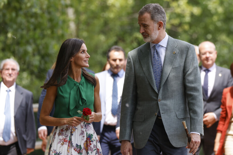 Paret har en del att diskutera... Drottning Letizia och kung Felipe