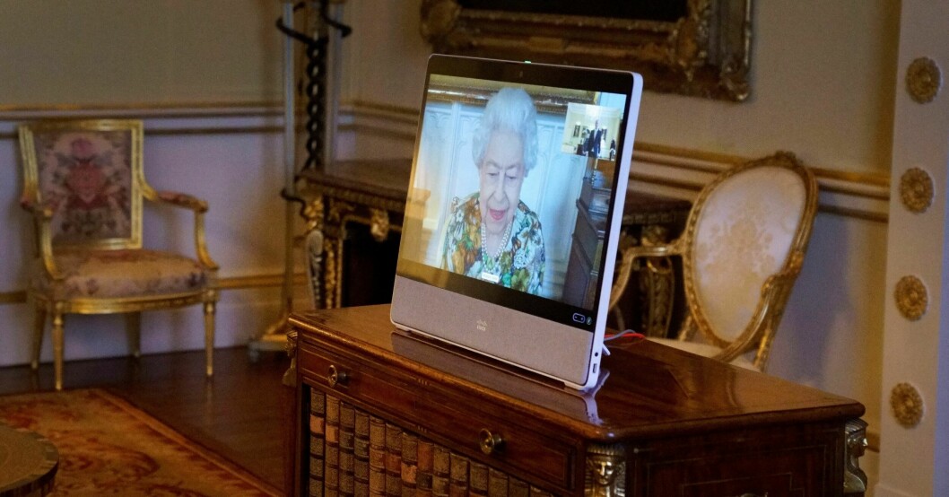 Drottningen är tillbaka på jobbet. Drottning Elizabeth 15 februari 2022