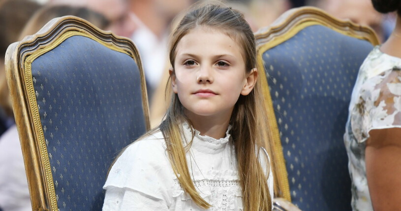 Estelle kommer få följa Nobelkvällen hemifrån Haga, på tv. Prinsessan Estelle Victoriadagen 2022