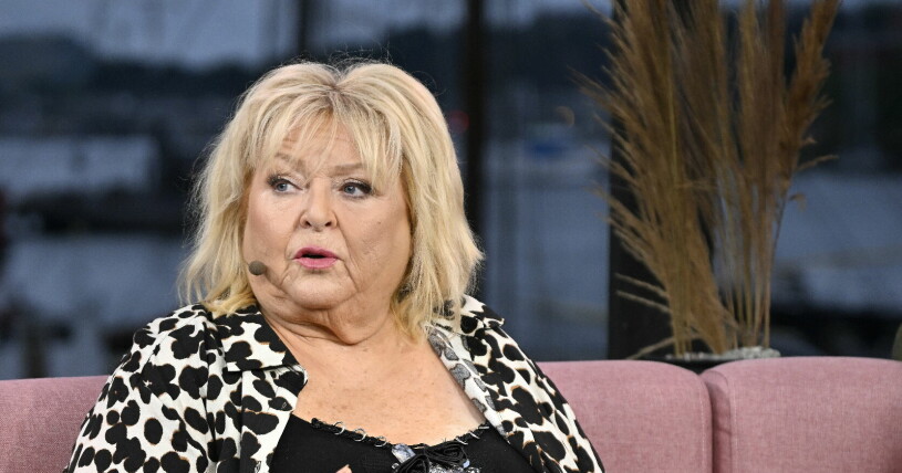 Kikki Danielsson tvingades lämna gruppen på grund av alkoholmissbruk. Kikki Danielsson