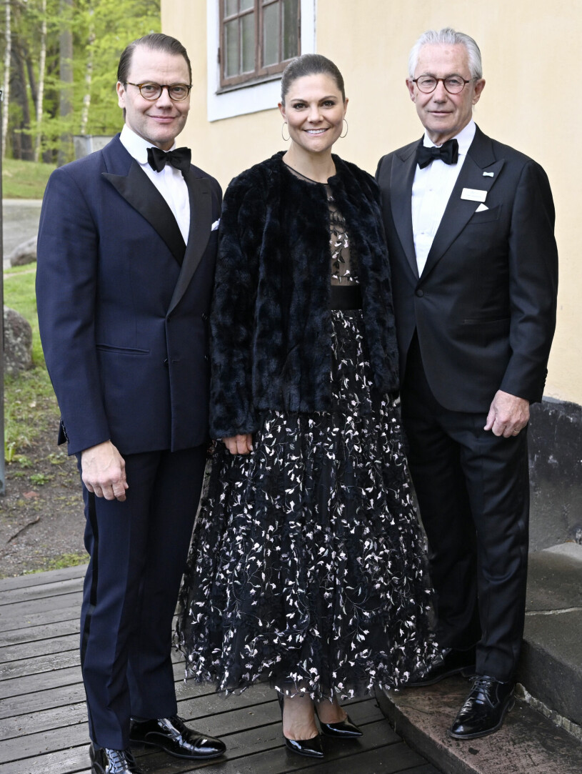 Kronprinsessparet redo för fest! Här med Tord Magnuson. Kronprinsessan Victoria Prins Daniel Tord Magnuson på YPO:s 35-årsjubileum på Confidencen