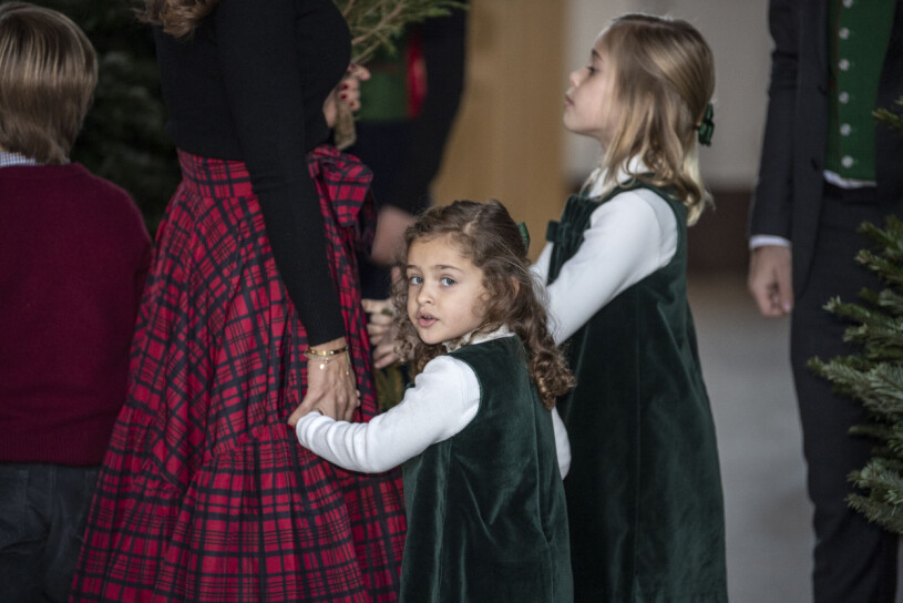 Det skiljer fyra år mellan systrarna Adrienne och Leonore – men de har en mycket nära och fin relation. Prinsessan Leonore prinsessan Adrienne