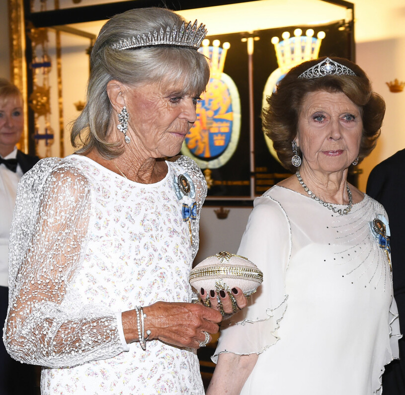 Birgitta och Désirée på kungens 70-årsfest 2016. Prinsessan Birgitta och prinsessan Désirée 2016