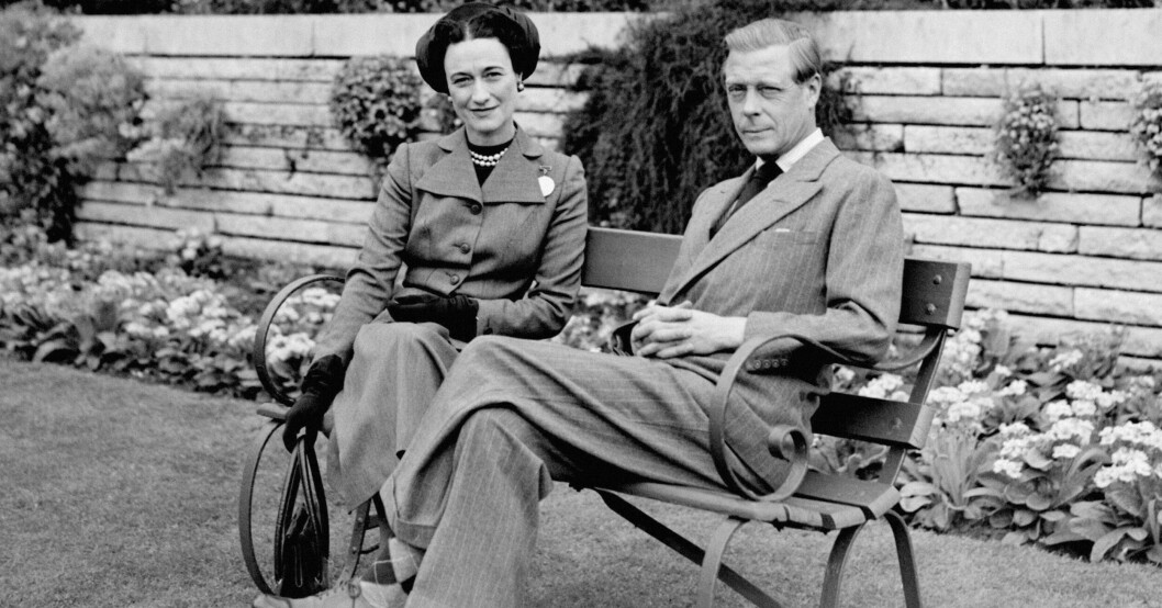 Även det här paret valde kärleken framför livet i kungafamiljen. Hertigparet av Windsor, Wallis och Edward, här på besök i England 1947.