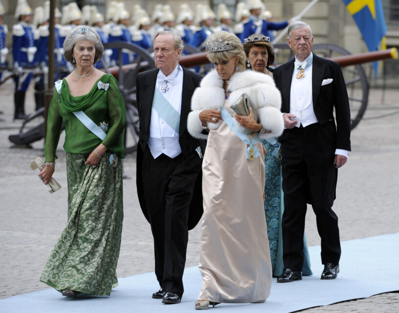 Prinsessan Margaretha, prins Johann Georg av Hohenzollern, prinsessan Birgitta samt prinsessan Desiree och Niclas Silfverschiöld vid kronprinsessbröllopet 2010. Prinsessan Margaretha, prins Johann Georg av Hohenzollern, prinsessan Birgitta samt Desiree och Niclas Silfverschiöld anländer till bröllopet mellan kronprinsessan Victoria och Daniel Westling i Storkyrkan i Stockholm på lördagen.