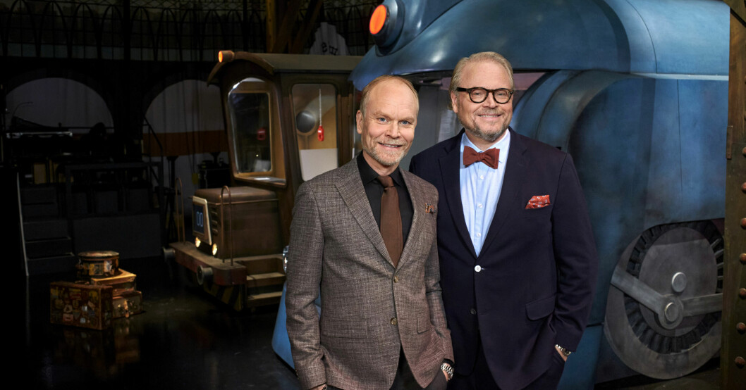 Kristian Luuk och Fredrik Lindström har varit programledare för På spåret i flera år. Kristian Luuk och Fredrik Lindström