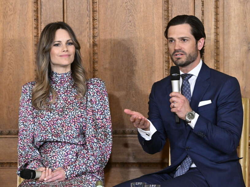 Tunga ord från prins Carl Philip. Prins Carl Philip och prinsessan Sofia vid Dyslexiforum på Kungliga slottet