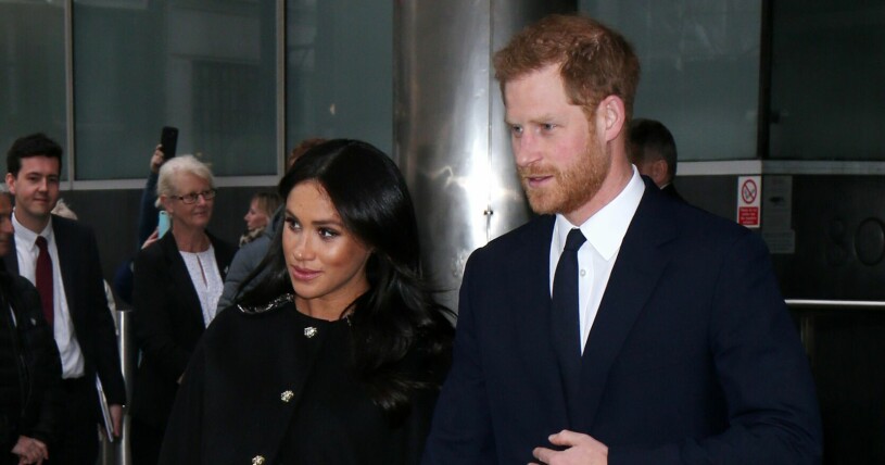 Prins Harry och Meghan Markle avslutar jobbrelationen med Mandana Dayani. Prins Harry med frun Meghan Markle