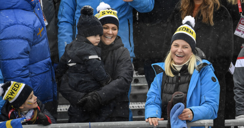 Prins Oscar, kronprinsessan Victoria, kronprinsessan Mette-Marit, prinsessan Estelle