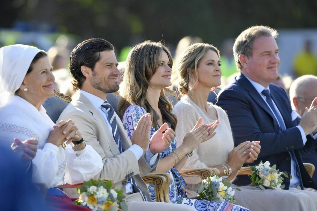 Drottning Silvia, prins Carl Philip, prinsessan Sofia, prinsessan Madeleine, Christopher O’Neill under firandet av Victoriadagen på Borgholms idrottsplats, Borgholm 2019.