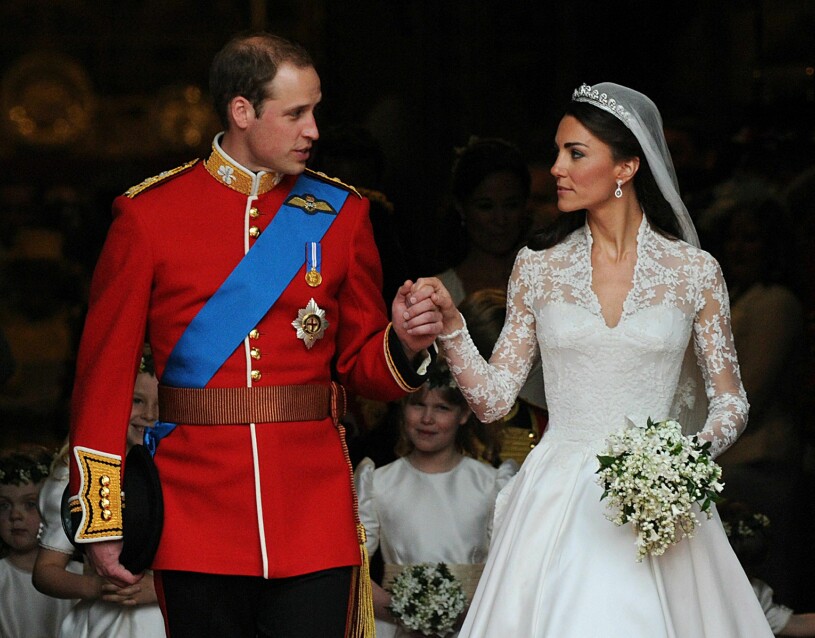 Kate Middleton blev officiellt medlem av den brittiska kungafamiljen när hon gifte sig med prins William 29 april 2011. Prins William Kate Middleton bröllop 2011