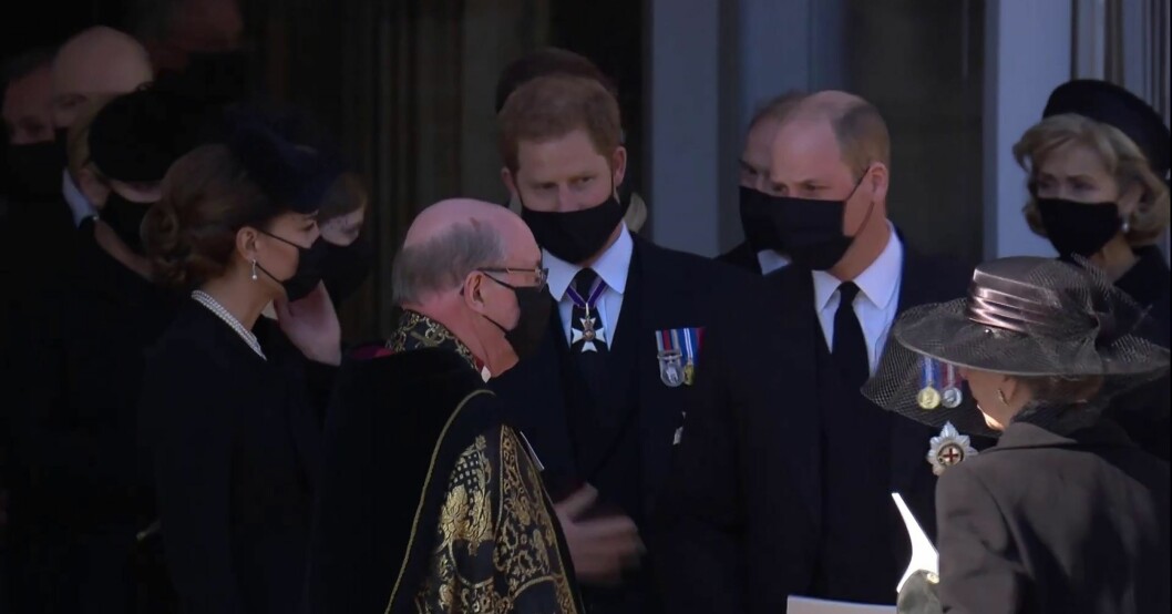 På prins Philips begravning träffades bröderna för första gången på över ett år. Kate Middleton, prins Harry och prins William