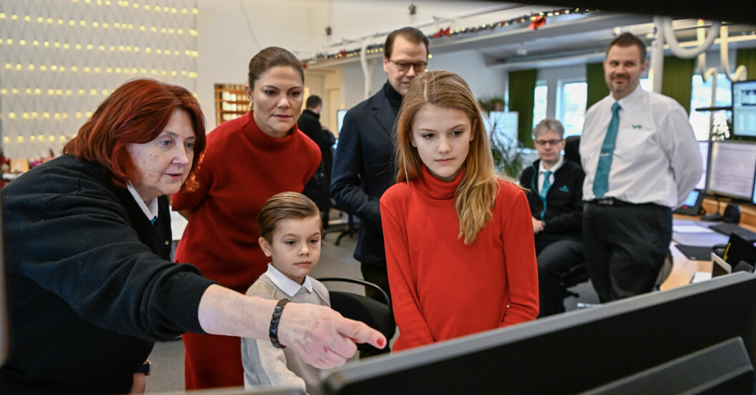 Fokus när SL-personalen förklarade hur allt fungerar.
