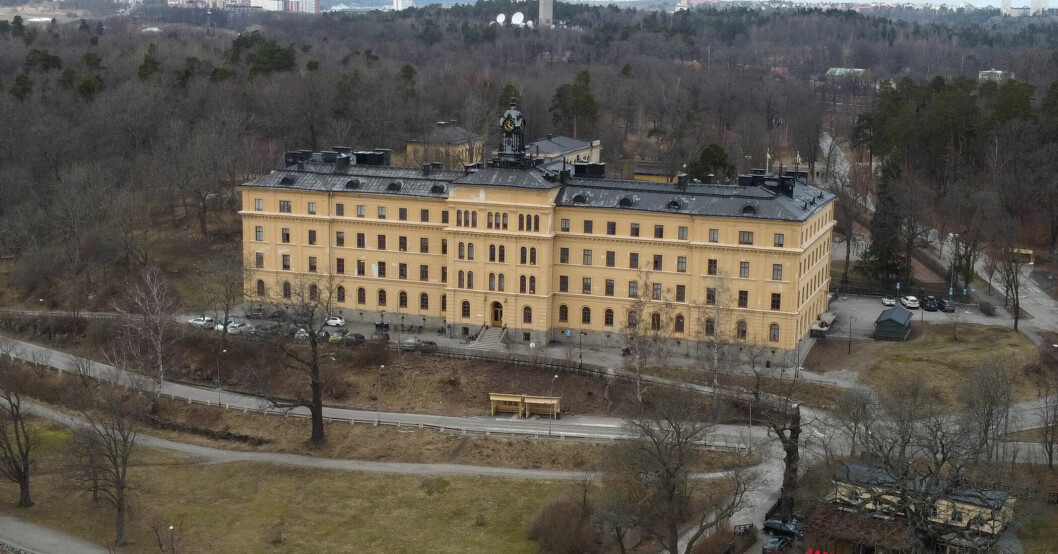 Prinsessan Estelles och prins Oscars skola Campus Manilla är i blåsväder. Campus Manilla