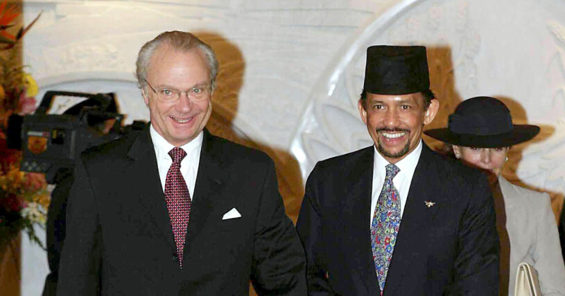 Kung Carl Gustaf och Hassanal Bolkiah, sultanen av Brunei, i samband med statsbesöket 2004. Kung Carl Gustaf och Hassanal Bolkiah, sultanen av Brunei 2004