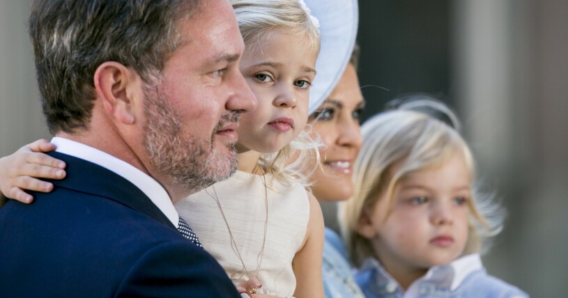 Chris och Madeleine med Leonore och Nicolas.