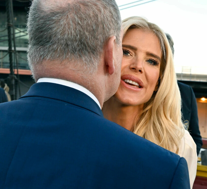 Kärt återseende mellan furst Albert och Victoria Silvstedt! Furst Albert och furstinnan Charlene