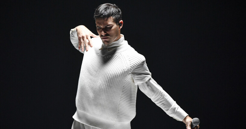 Så sent som i fjol ställde Eric Saade upp i Melodifestivalen med bidraget<span class=" italic" data-lab-italic_desktop="italic"> Every minute </span>vars nummer hade en avancerad koreografi.