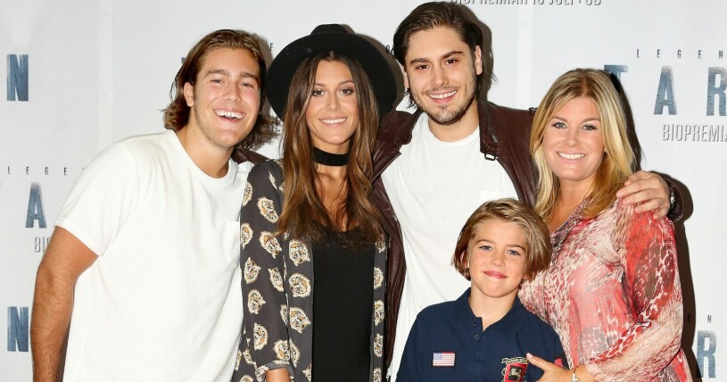Pernilla Wahlgren med barnen Benjamin Ingrosso, Bianca Ingrosso, Oliver Ingrosso och Theo. Benjamin Ingrosso, Bianca Ingrosso, Oliver Ingrosso, Theo och Pernilla Wahlgren