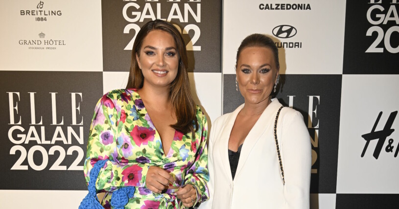 Matilda Boza och TV4-profilen Maya Samuelsson. Matilda Boza och Maya Samuelsson anländer till Elle-galan på Grand hotel på fredagen
