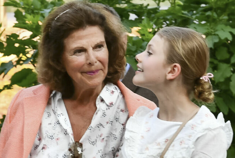 I dag har det hunnit gå en vecka sedan Victoria och Estelle lämnade Sverige för sin höstlovsresa med drottning Silvia.