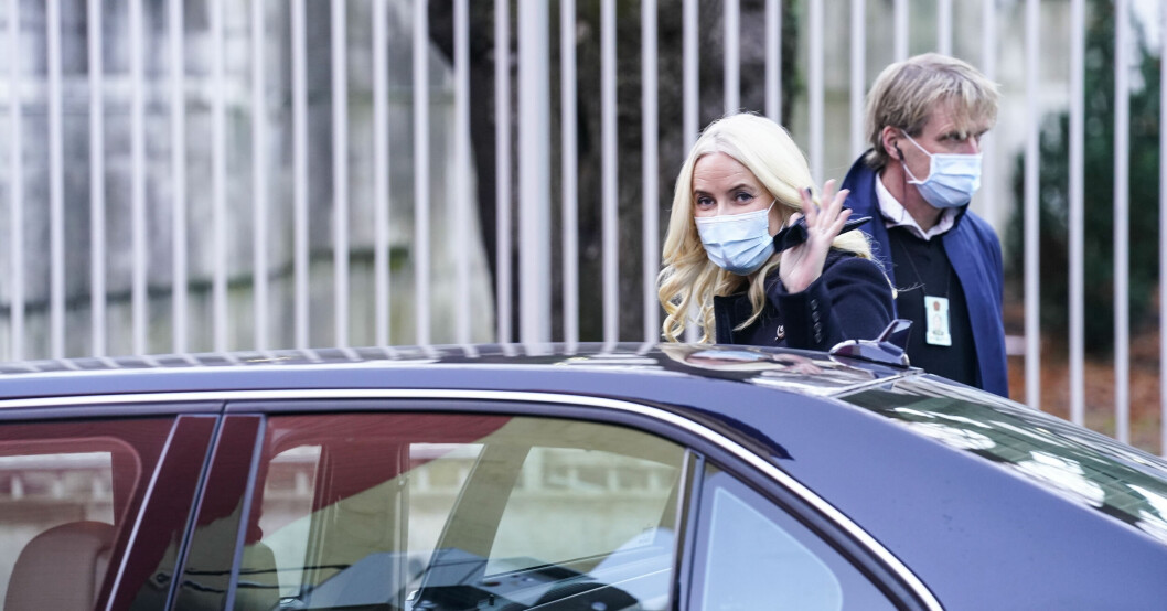 Kronprinsessan Mette-Marit besökte vaccincentret i Hausmannsgate I Oslo.