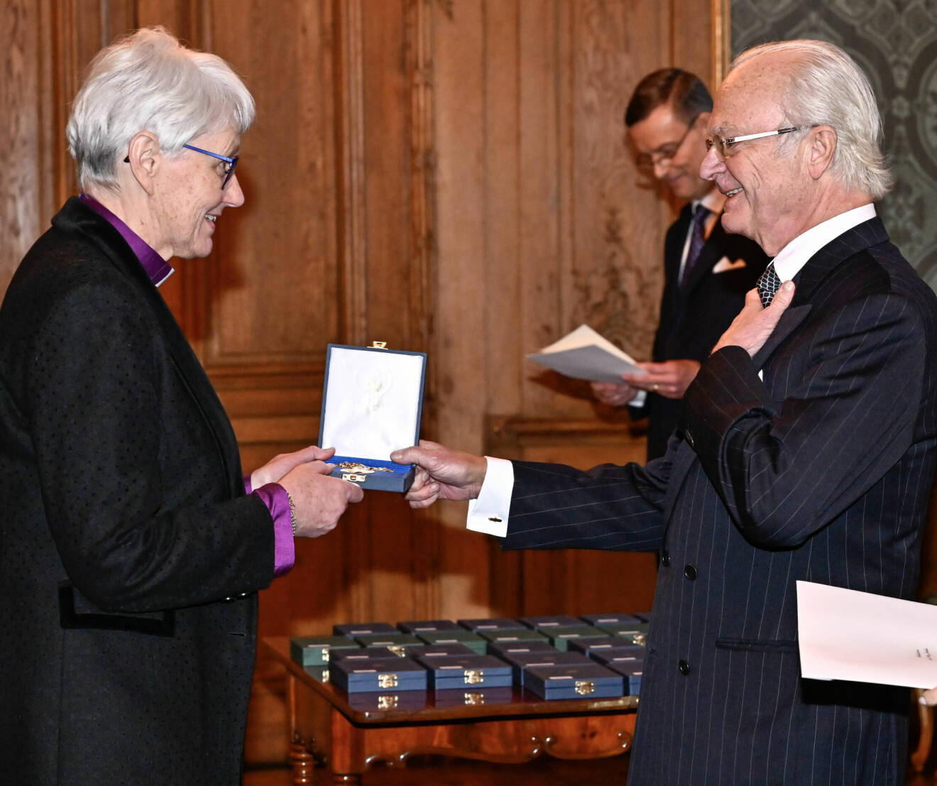Fd ärkebiskop Antje Jackelén fick medalj av kungen