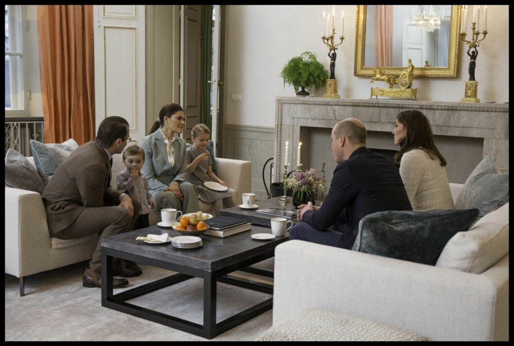 Här är prins William och hertiginnan Kate på besök i nya, läckra Haga. Här är prins William och hertiginnan Kate på besök i nya, läckra Haga.