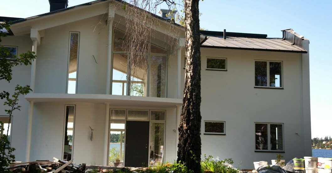 Victoria Silvstedt lät bygga ett helt nytt hus. Här är det under byggprocessen.