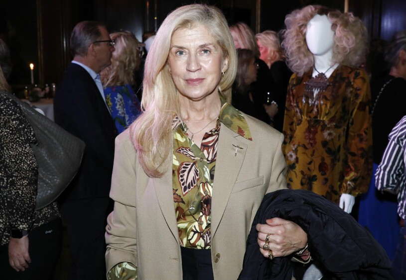 Tina Törnquist finns med bakom kulisserna på alla Victorias viktiga resor, och ser till att rätt outfit är redo när det är dags för ombyte. Kronprinsessan Victorias stylist Tina Törnquist
