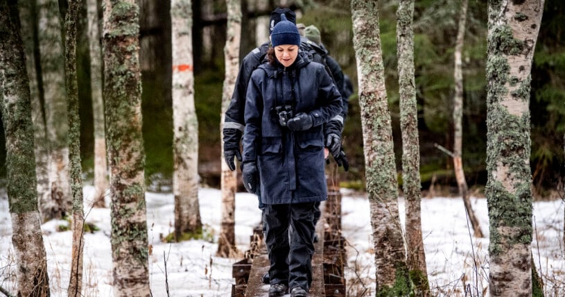Kronprinsessan Victoria i skog
