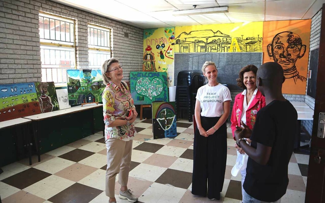 Drottning Silvia fick en god inblick i Project Playgrounds arbete. drottning silvia sydafrika